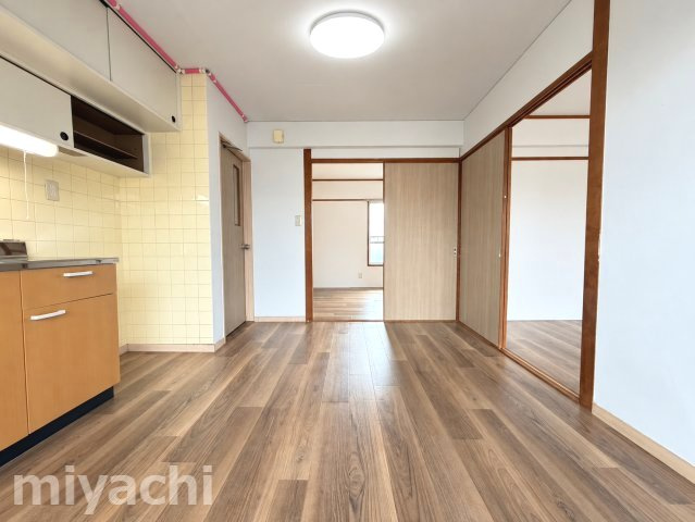 レジェンド金沢の居間・リビング