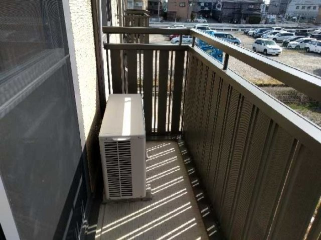 ファミール東川のバルコニー