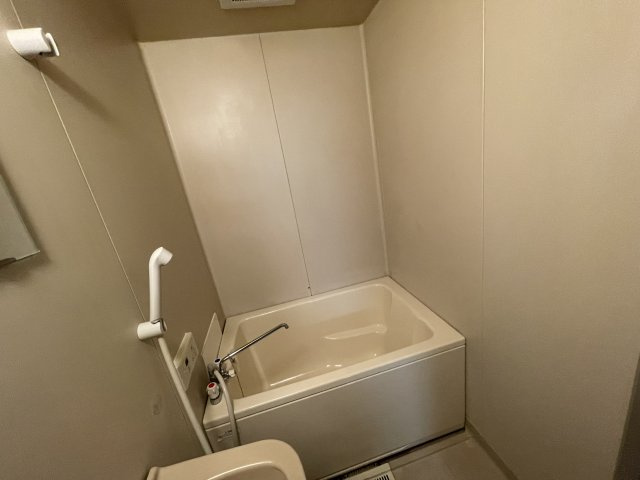 ＡＫＴＹ東甲子園Ｂ棟の浴室