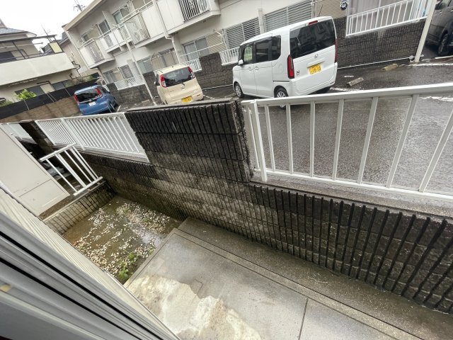 ＡＫＴＹ東甲子園Ｂ棟のバルコニー