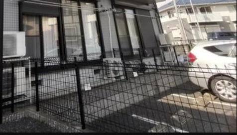 ソフィアヒルズＡの駐車場