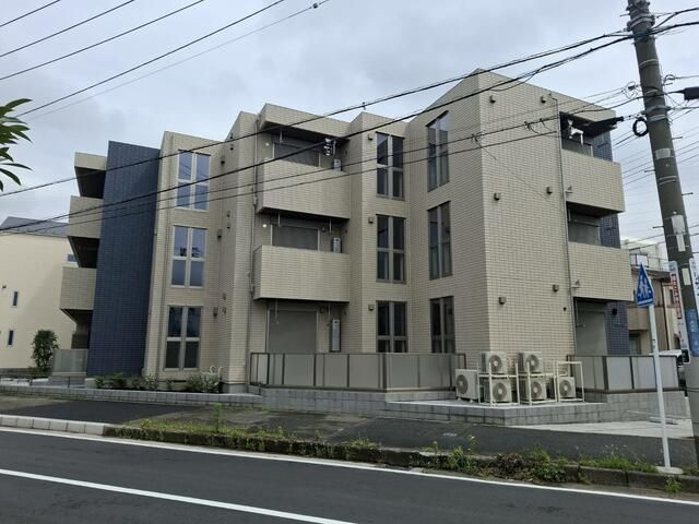 アズール