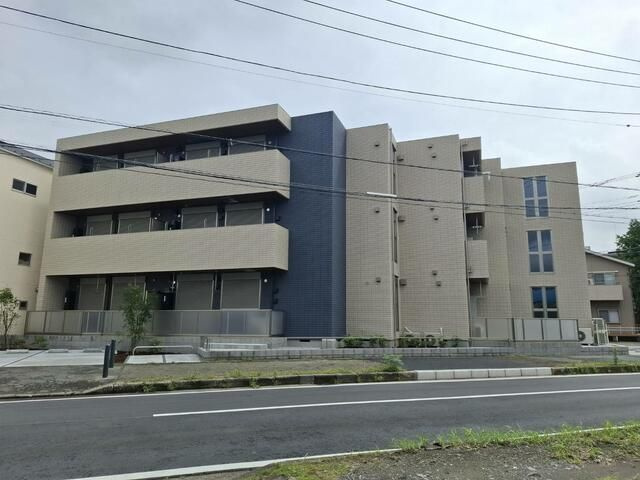 アズールの外観