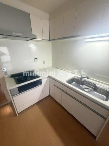 ライフステージ福島のキッチン|※別号室参考写真