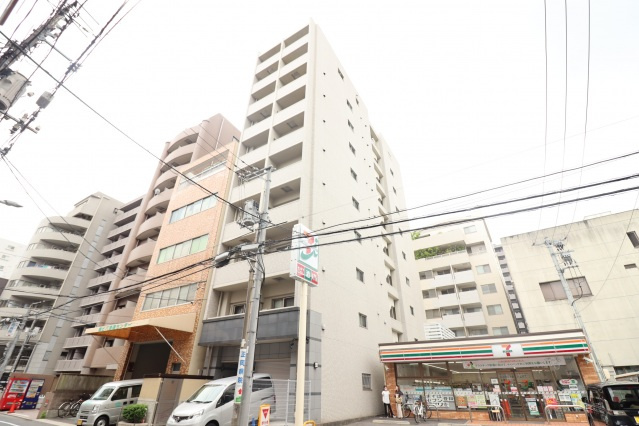 プレシャス・コーホーの外観