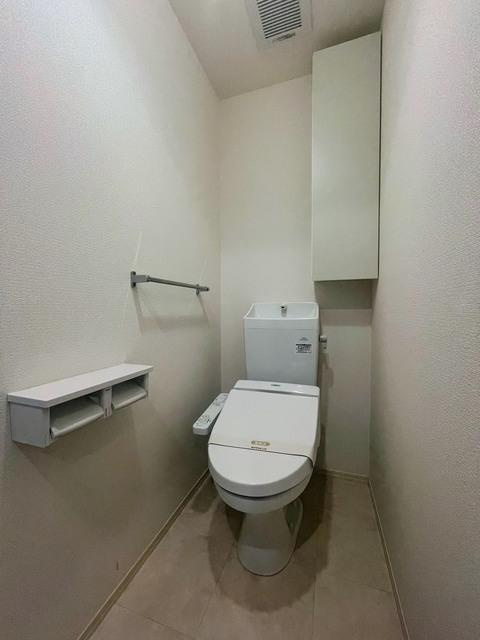 クレセントコート　住宅のトイレ