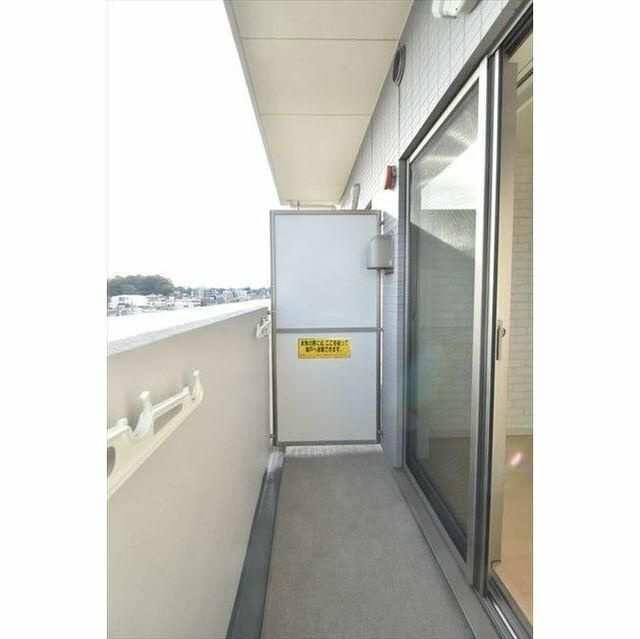 ヴェルト横浜吉野町のバルコニー