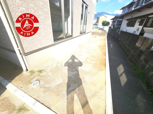糟屋郡宇美町字平和2丁目第5-2棟（3号棟）の外観|お庭で自由な時間を過ごせます。