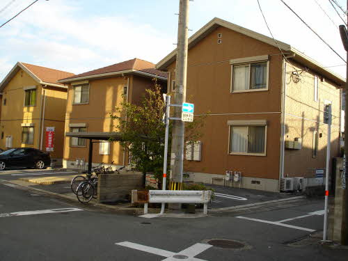 熊本市中央区新屋敷２丁目のアパート
