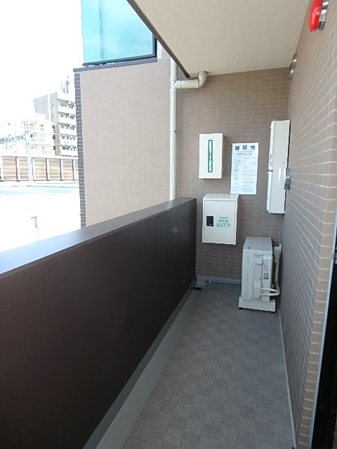 HY's briller大森北のバルコニー