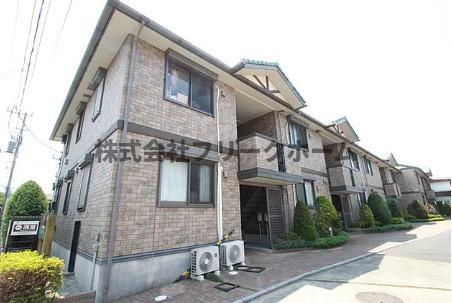 小金井市中町２丁目のアパートの外観