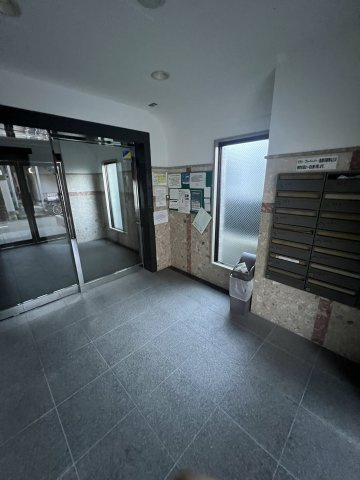 クレアコート産所町のロビー