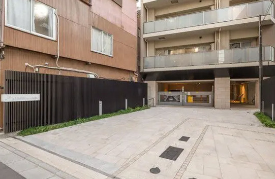 ルフォン文京本駒込の駐車場