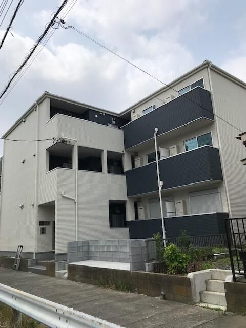 アストン八潮の外観