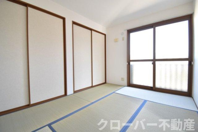 コーヨーハイツの和室|和室6帖
