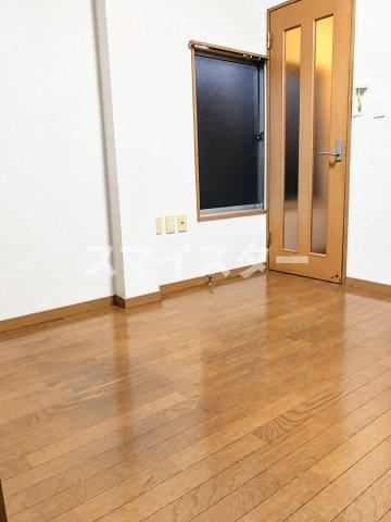 グレース常盤の居間・リビング