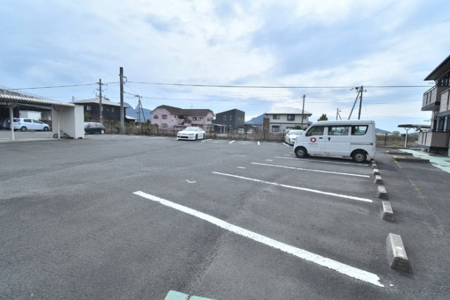 セジュール サライ B棟の駐車場|駐車場