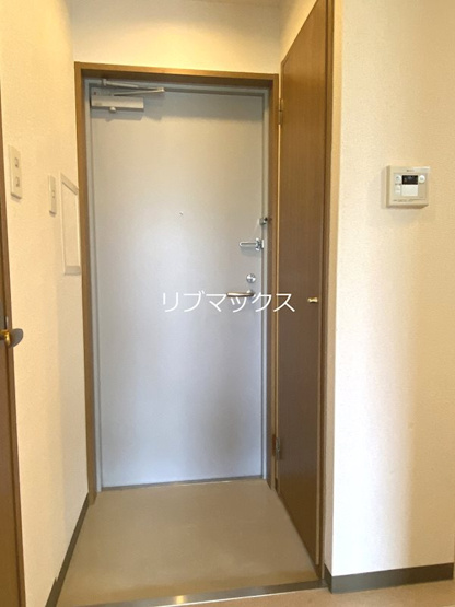 【玄関】ジェヌイン本山