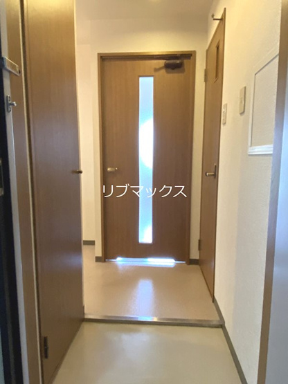 【玄関】ジェヌイン本山