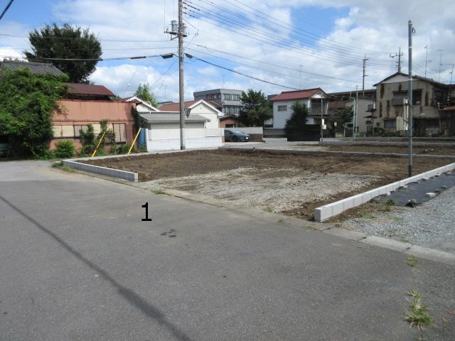 【仲介手数料無料】新築戸建　深谷市田所町4-19（全3棟）の前面道路含む現地写真