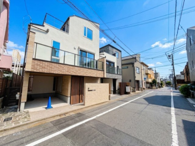 【外観】 | 【仲介手数料６２０万円が無料！】■学芸大学駅１２分■屋上バルコニー■ＬＤＫ２１帖■４ＬＤＫ | 決算キャンペーン中！
家計応援サービスの限界に挑戦中！
詳細は「諸費用」欄をご確認下さい！
■学芸大学駅１２分
■屋上バルコニー
■ＬＤＫ２１帖
■ビルトインエアコン
■１６１８バスルーム
■乾太くん