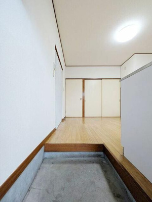 【玄関】