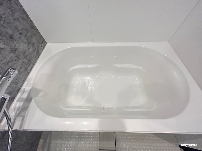レジュールアッシュ谷町四丁目グランクラス　仲介手数料無料の浴室