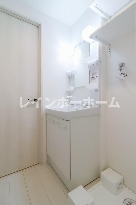 ライフタウン五反野の独立洗面台