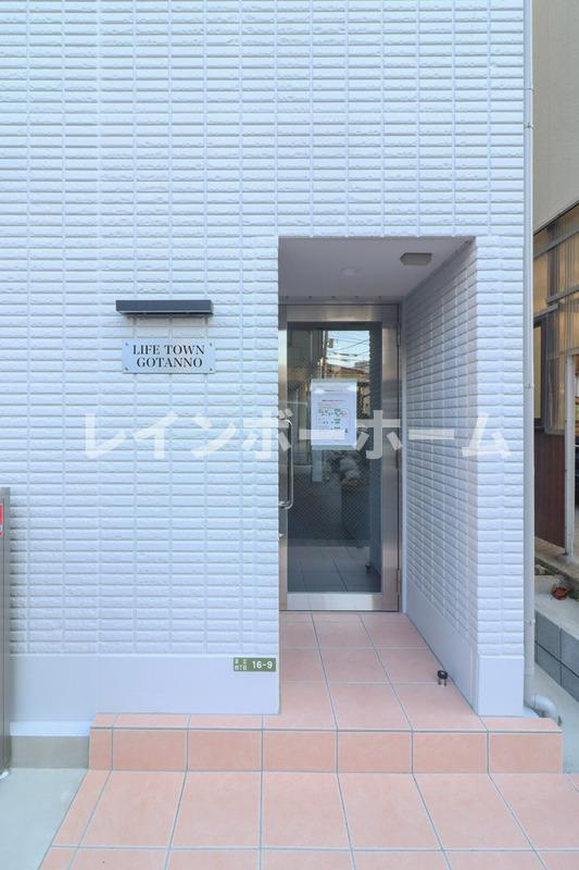 ライフタウン五反野のエントランス