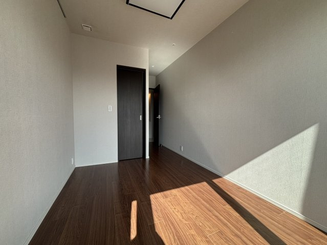 【洋室】 | スカイフォレストレジデンス
