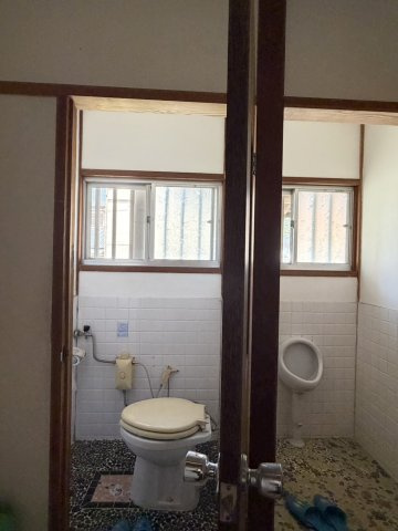 鳥取市用瀬町用瀬中古戸建のトイレ