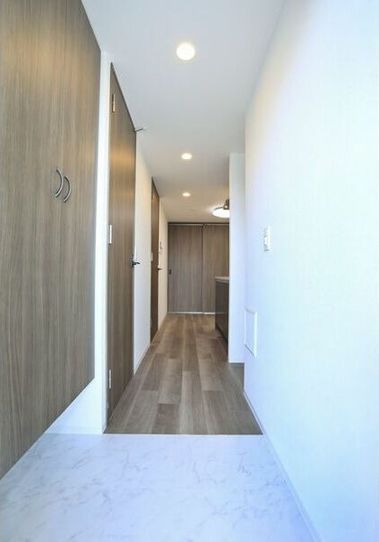 名古屋市東区泉２丁目の賃貸マンションの玄関