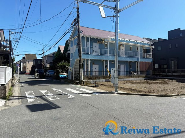 新築戸建　茅ヶ崎市富士見町の前面道路含む現地写真