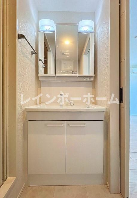 タウンセレッソの独立洗面台