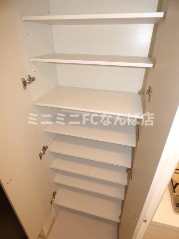 エスリード難波ステーションゲートサウステラスの玄関