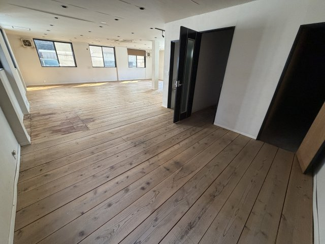 広野様住居付貸店舗・事務所の内装|1階