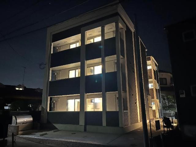 パルティールの外観|外観写真（夜）
