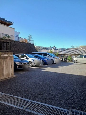 アヴニールの駐車場|駐車場完備です