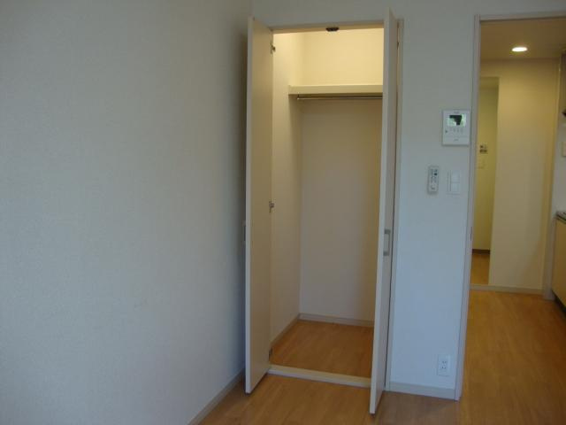 ＢＲＩＮＤＤＬＥ　ＣＯＵＲＴの収納|収納