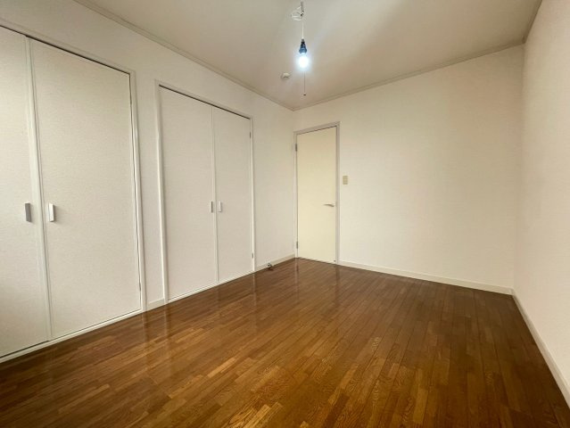 リヴィエール藤沢の洋室|使い勝手のいい洋室です