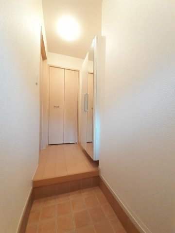 エレガンシアの玄関|シンプルで使いやすい玄関です
