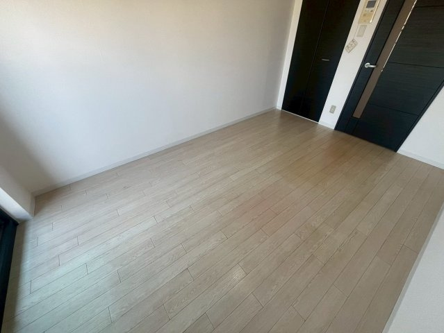 エスリードコート難波ウエストの洋室