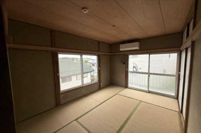 陽輝荘の居間・リビング
