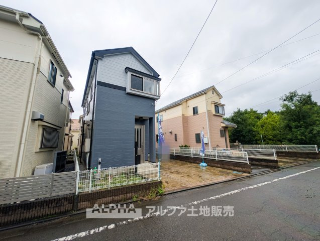 立川市幸町5丁目　中古戸建　全1の外観|【Garden House】◆庭と暮らしがつながる住まい◆
ガーデンテラスを備えた3LDK。屋外スペースを身近に感じながら、戸建ならではの暮らしを楽しめます。