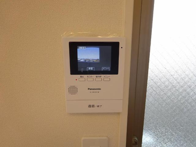 ユニヴァリィ麻生の内装|カメラ付インターホン
