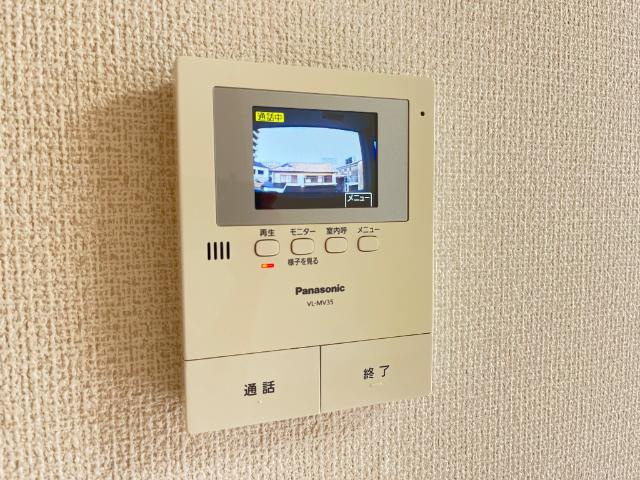 サクシード１の内装|カメラ付インターホン