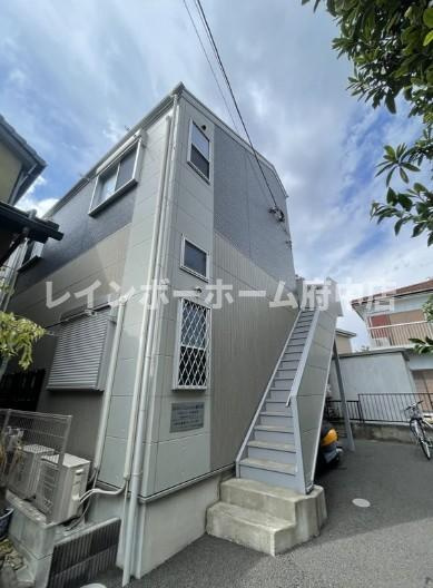 ベルシャンブル稲田堤の外観