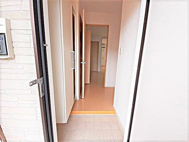 コースト　フローの玄関|収納もある玄関です