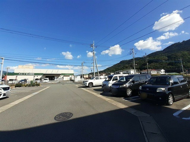 ＪｏｕＨｏｐｅⅤ　Ｂの駐車場|駐車スペースもあります