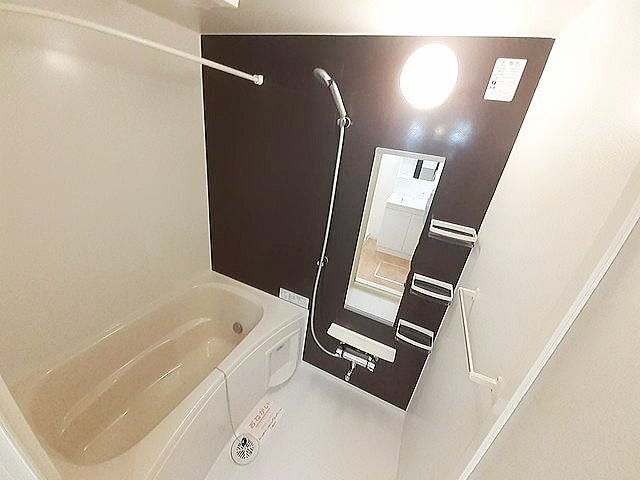 リバーサイド　コッティ　Ⅰの浴室|ゆったり過ごせるお風呂です